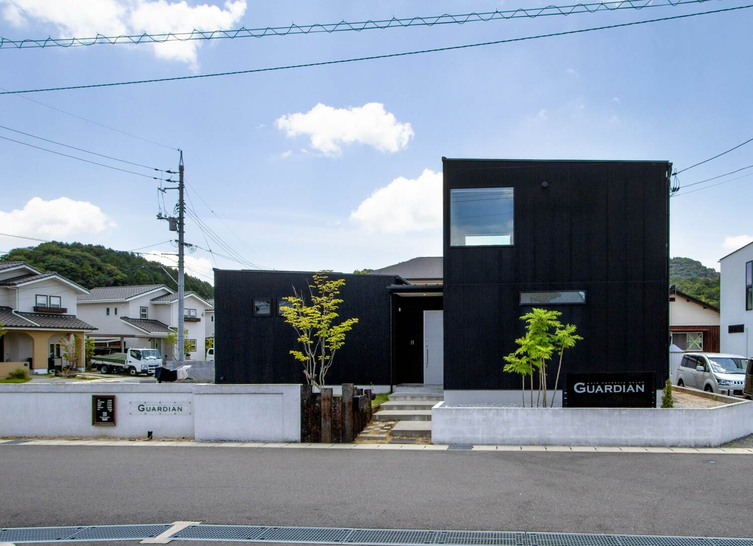 「Guardian」ご夫婦のこだわりがいっぱいのソラマドの店舗(美容室)併用の家