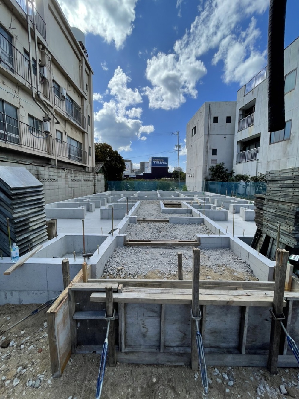 基礎工事