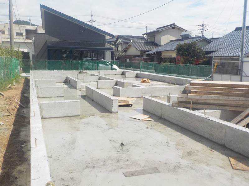 基礎工事