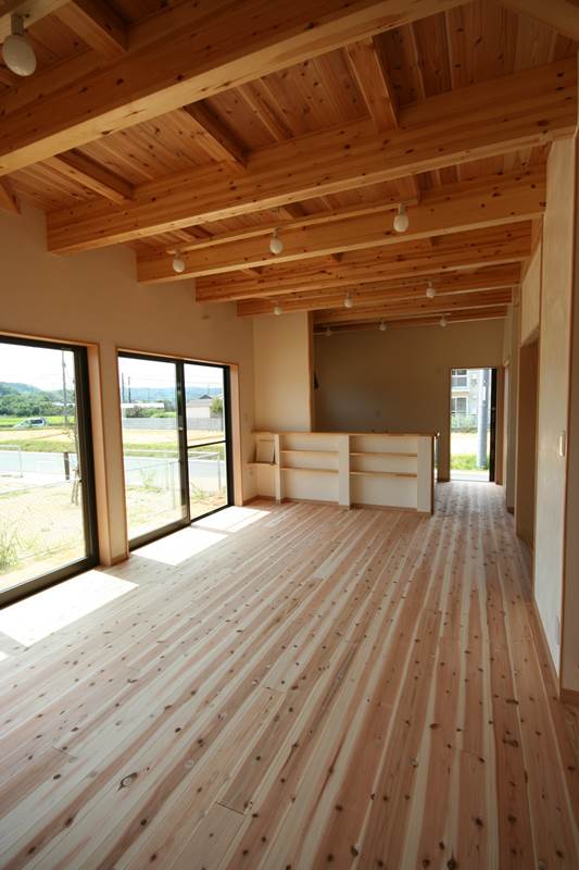 和と洋の両方がうまく調和した心やすらぐ家（山陽小野田市）
