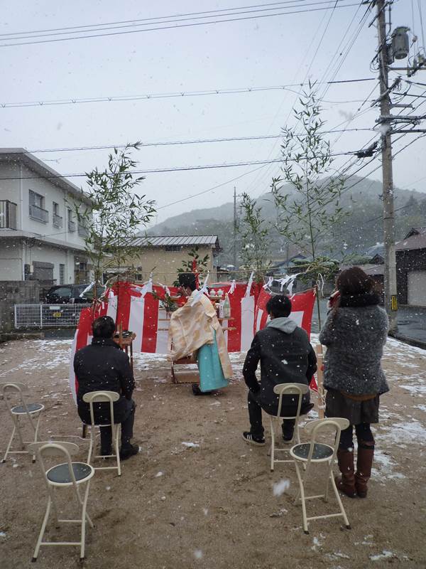 雪の地鎮祭
