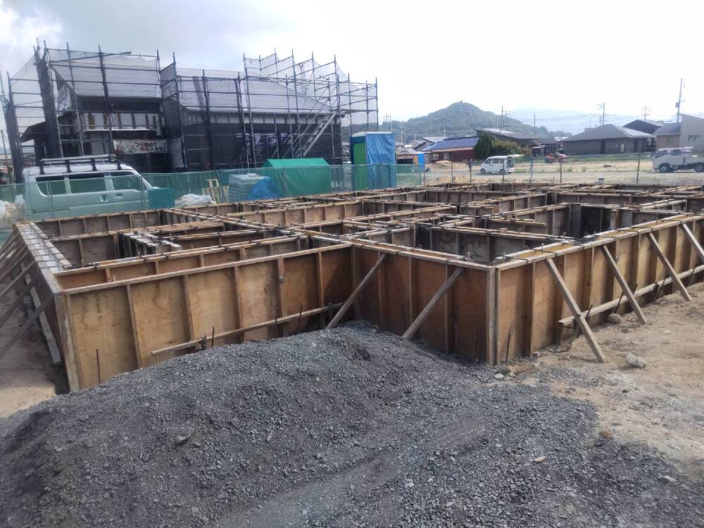 基礎工事