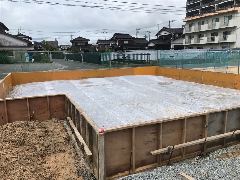 基礎工事