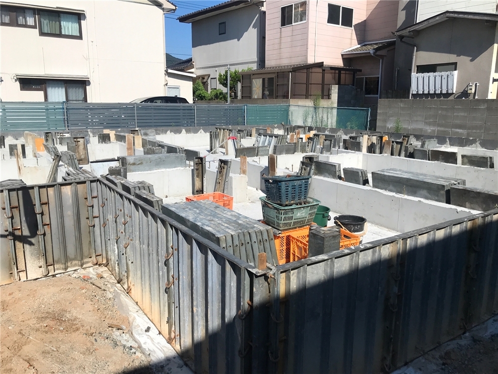 基礎工事