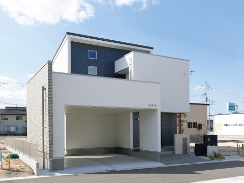 ガレージのある家（下関市清末）