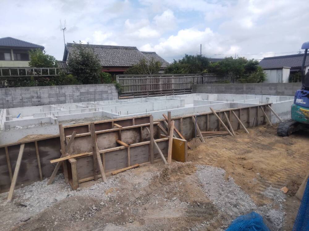 基礎工事