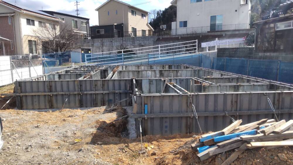 基礎工事
