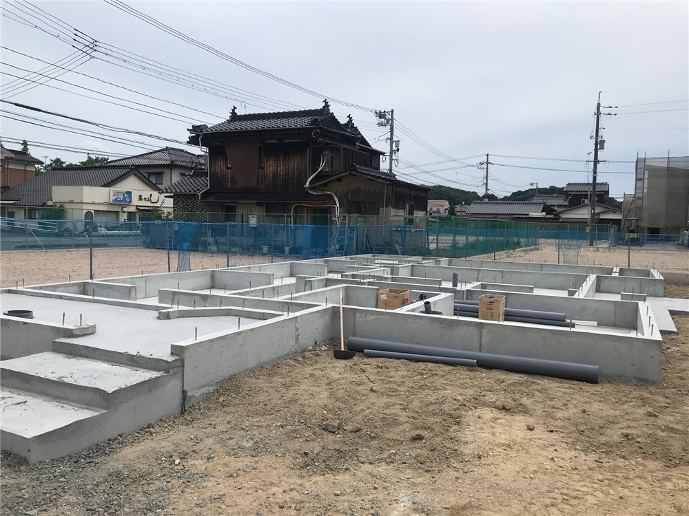 基礎工事