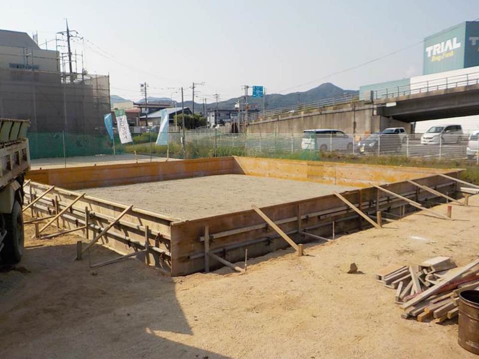 基礎工事