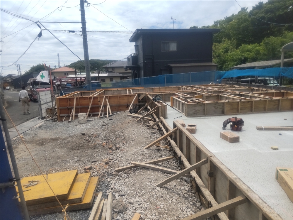 基礎工事