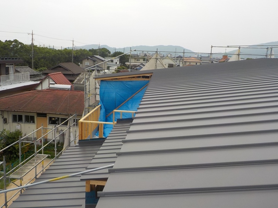 屋根施工