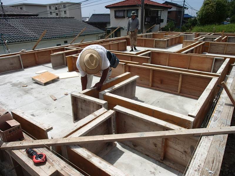 基礎工事